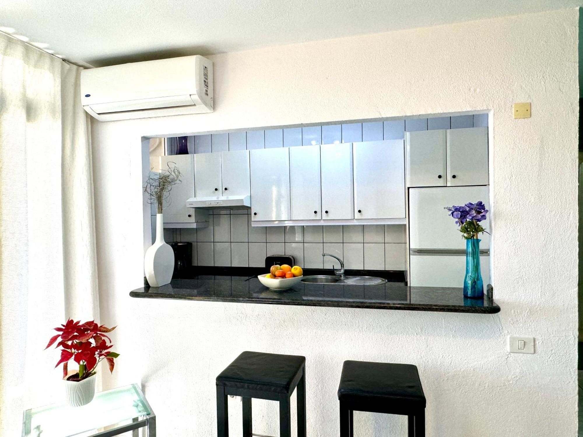 Olas Sun Apartment