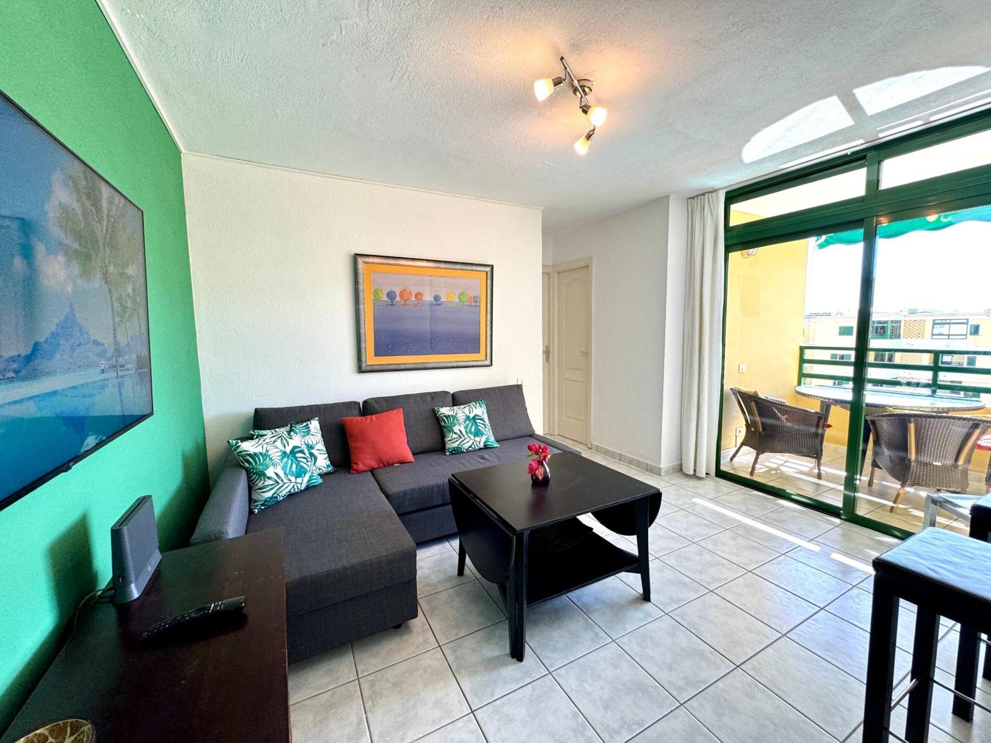 Olas Sun Apartment